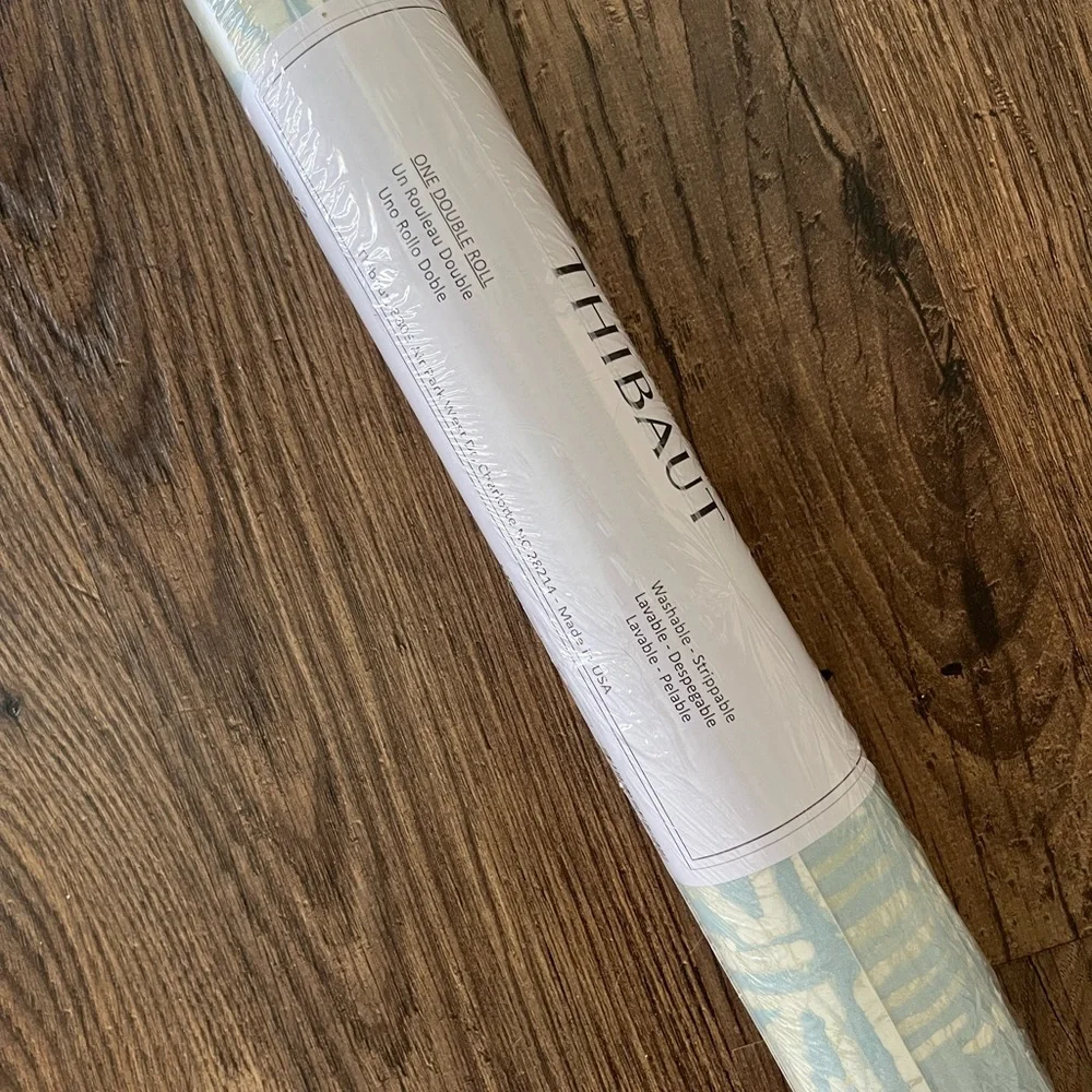 NWT Thibaut Wallpaper T15842 Tortuga Batik Light Blue 1 dbl Roll Vinyl Coastal